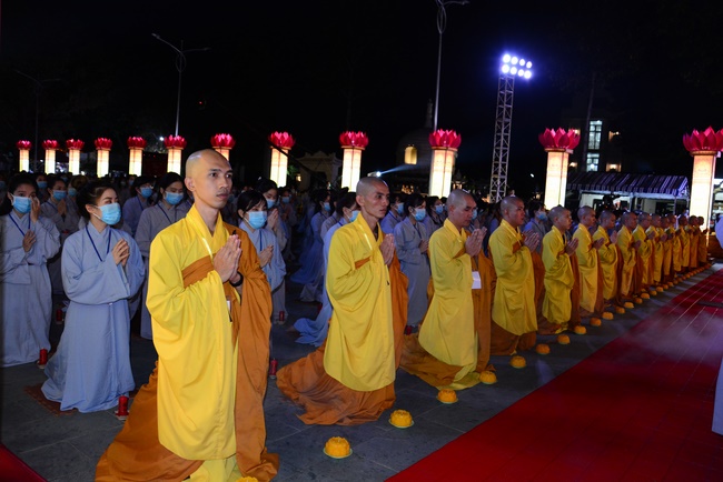 Impressed night of Amitabha Buddha's Birthday