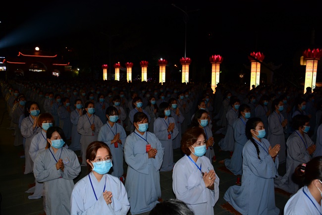 Impressed night of Amitabha Buddha's Birthday