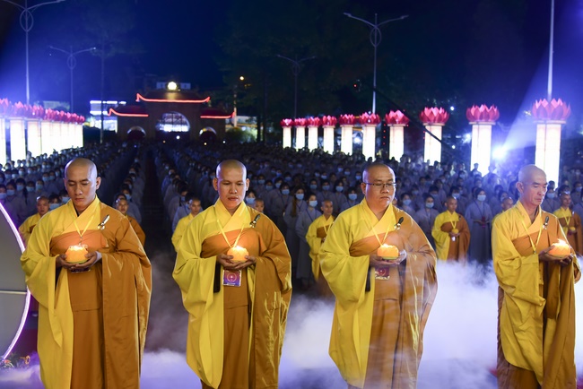 Impressed night of Amitabha Buddha's Birthday