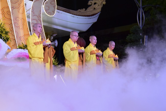 Impressed night of Amitabha Buddha's Birthday