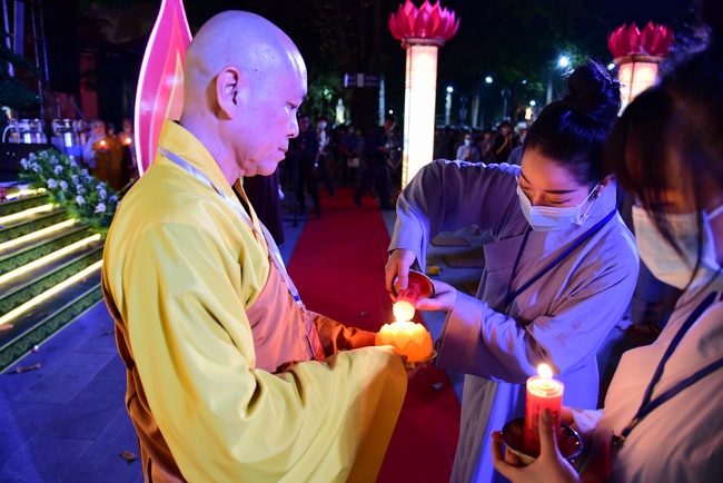 Impressed night of Amitabha Buddha's Birthday