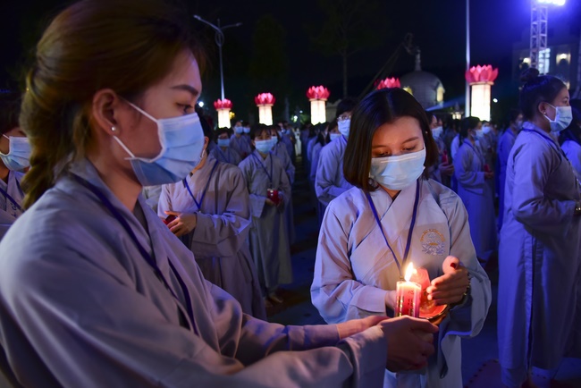 Impressed night of Amitabha Buddha's Birthday