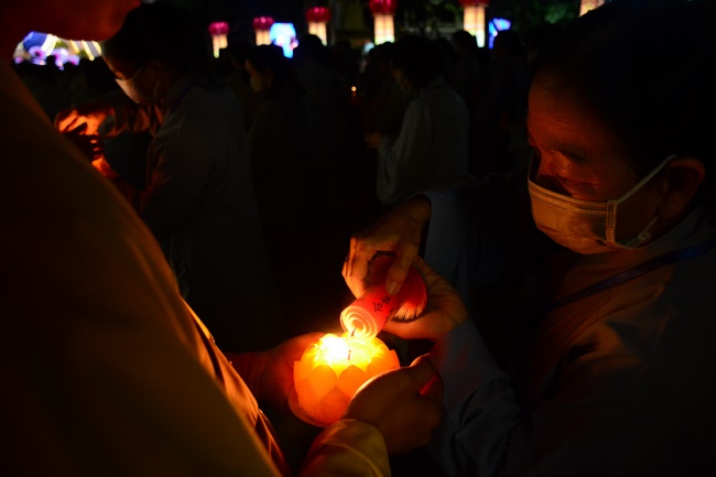 Impressed night of Amitabha Buddha's Birthday