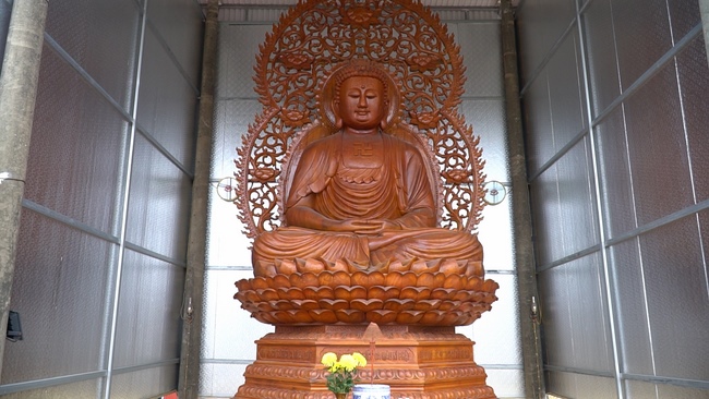 The retreat Sowing seeds lotus at Dong Cao Pagoda