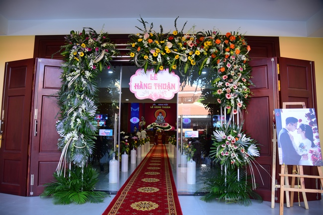 The Wedding Ceremony at the pagoda