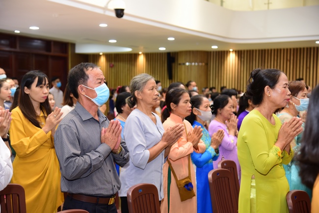 The Wedding Ceremony at the pagoda
