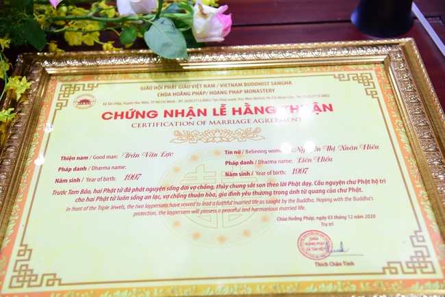 The Wedding Ceremony at the pagoda