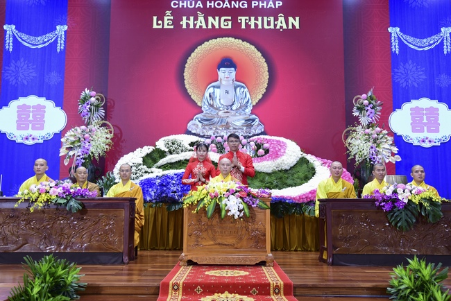 The Wedding Ceremony at the pagoda