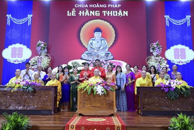 The Wedding Ceremony at the pagoda