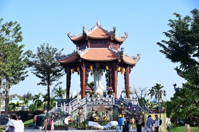Congratulations on the Inauguration of Vinh Nghiem Monastery -HCMC
