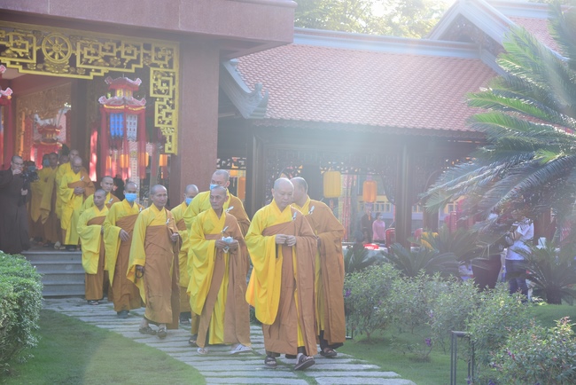 Congratulations on the Inauguration of Vinh Nghiem Monastery -HCMC