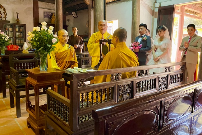 Wedding Ceremony at Tay Khanh Pagoda
