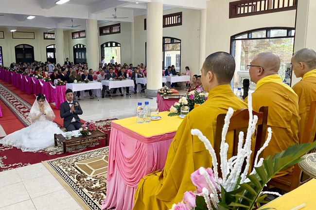 Wedding Ceremony at Tay Khanh Pagoda