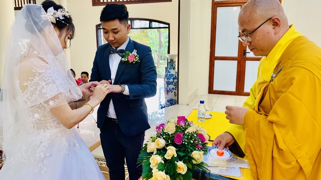 Wedding Ceremony at Tay Khanh Pagoda