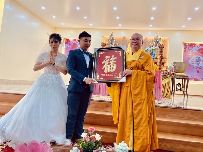 Wedding Ceremony at Tay Khanh Pagoda