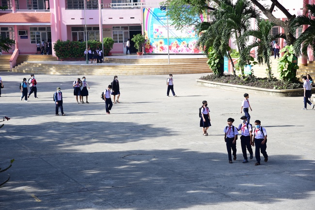 Donating books to Schools in HCMC