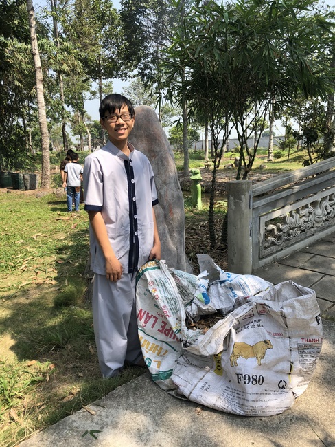 Extra curricular activities of Kids at Huong Phap Pagoda, Cu Chi