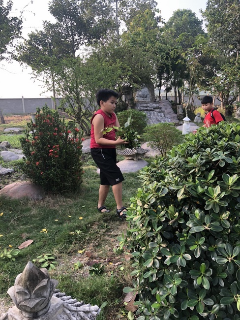 Extra curricular activities of Kids at Huong Phap Pagoda, Cu Chi