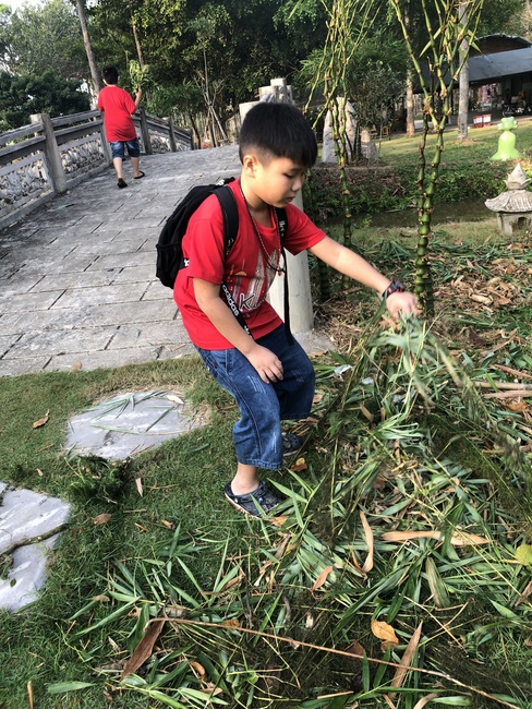 Extra curricular activities of Kids at Huong Phap Pagoda, Cu Chi