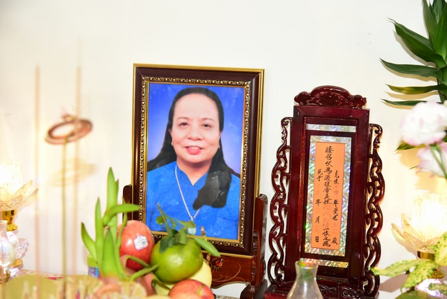 Praying for rebirth in Binh Duong