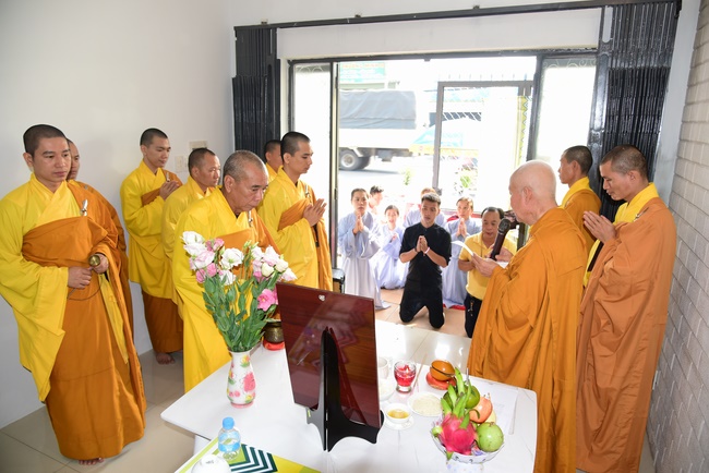 Praying for rebirth in Binh Duong