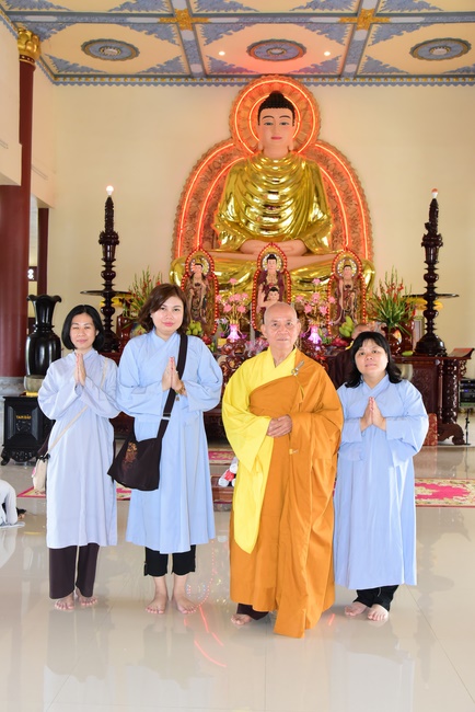 The beginning ceremony of building the Bodhisattva Avalokitesvara statue at Hung Phap Pagoda, Dong Nai