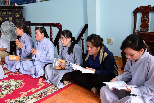 The beginning ceremony of building the Bodhisattva Avalokitesvara statue at Hung Phap Pagoda, Dong Nai