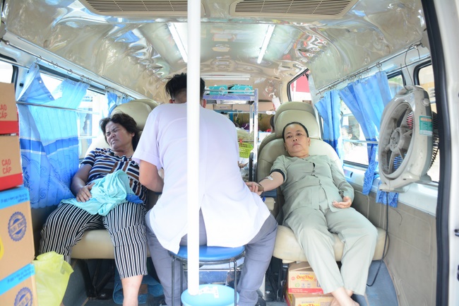 Humanitarian Blood Donation