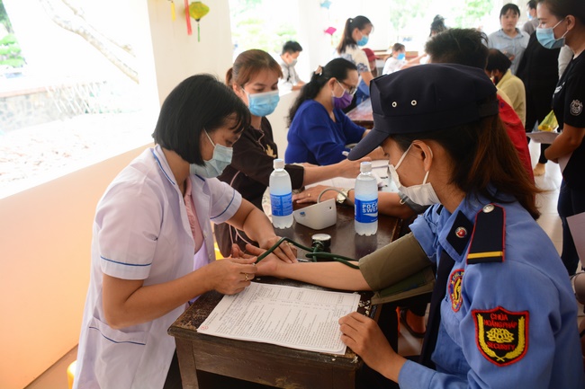 Humanitarian Blood Donation