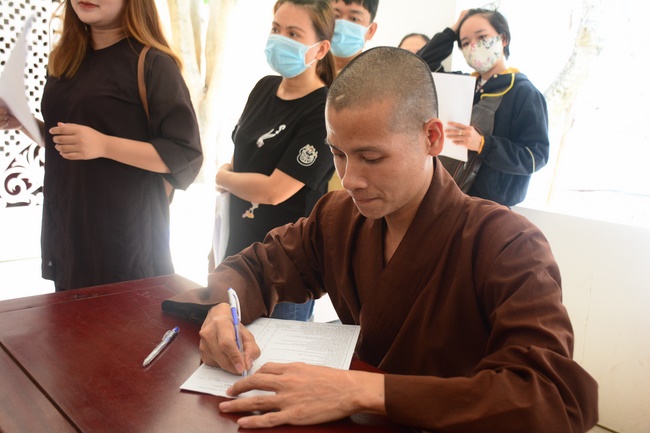 Humanitarian Blood Donation