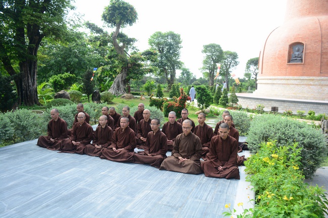 Visiting Truc Lam Chanh Giac Monastery, Tien Giang