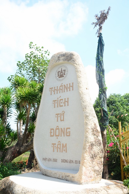 Visiting Truc Lam Chanh Giac Monastery, Tien Giang