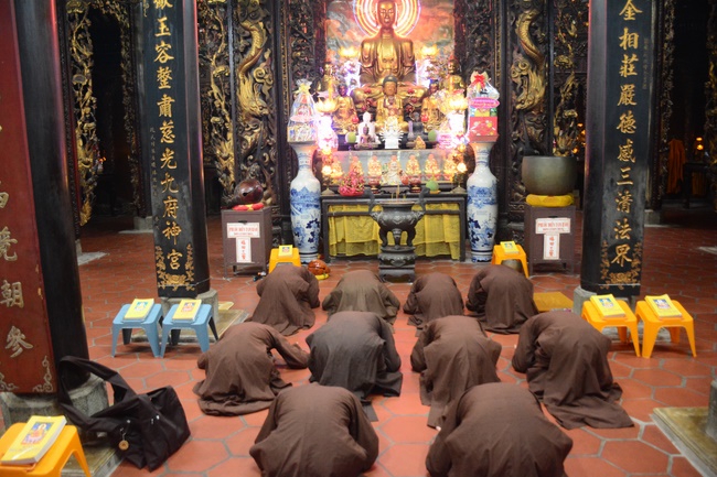 Visiting Truc Lam Chanh Giac Monastery, Tien Giang
