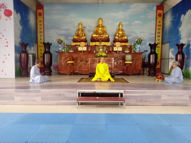 One-day Retreat at Dong Cao Pagoda.