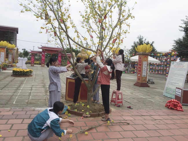One-day Retreat at Dong Cao Pagoda.