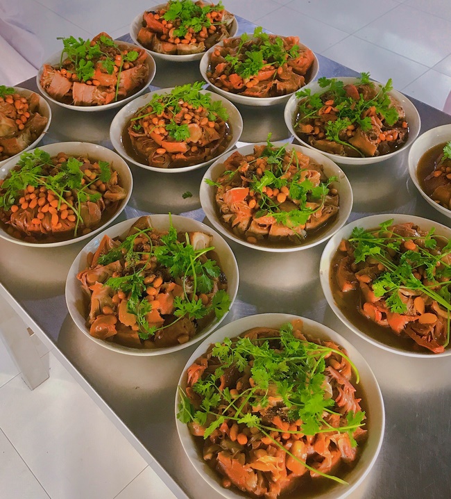 Kids' activities at Huong Phap Pagoda, Cu Chi