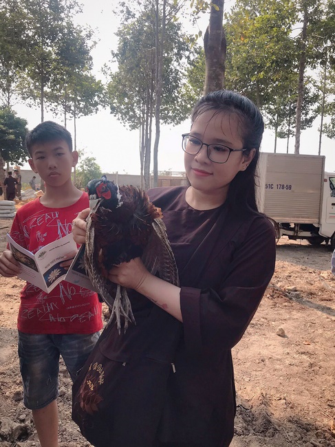 Kids' activities at Huong Phap Pagoda, Cu Chi