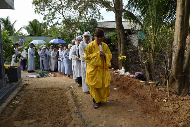 Lễ cầu siêu tại Hóc Môn