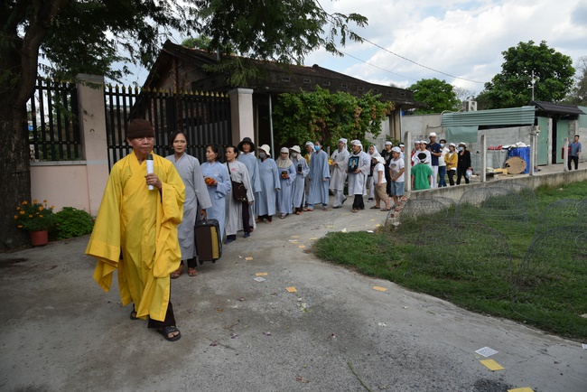 Lễ cầu siêu tại Hóc Môn
