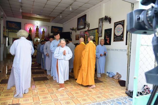 Tu niệm Phật một ngày Cần Thơ