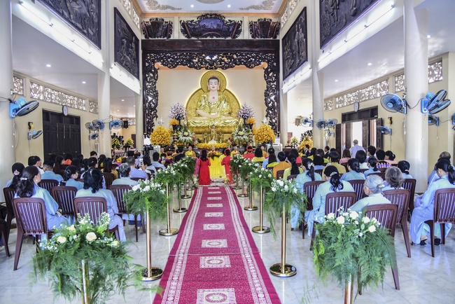 Buddhist  Wedding Ceremony