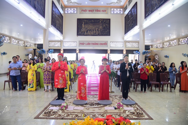 Buddhist  Wedding Ceremony