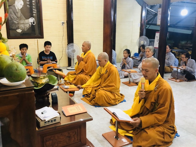 Repentant Ceremony on Jan. 29th, the rat year, at Huong Phap Pagoda, Cu Chi