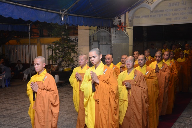 Ritual of visiting and offering homage to Chief  Most Venerable Thich Quang Do’s Body