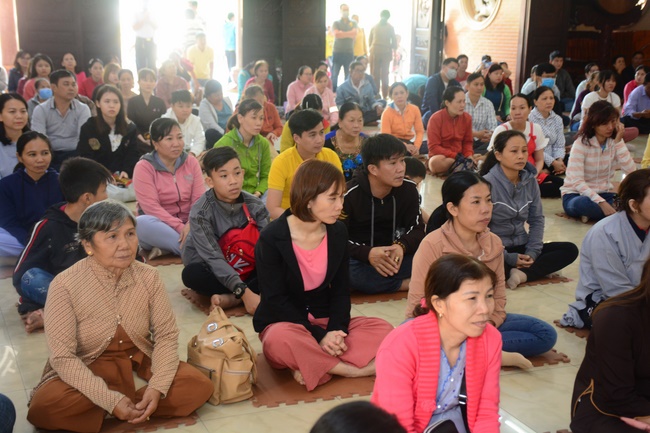 Preaching a dharma talk in early spring