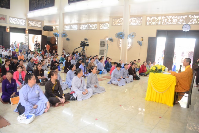 Preaching a dharma talk in early spring