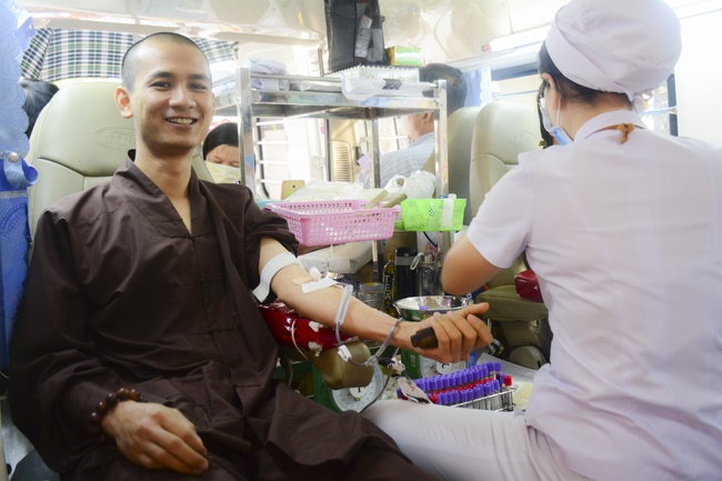 Humanitarian Blood Donation