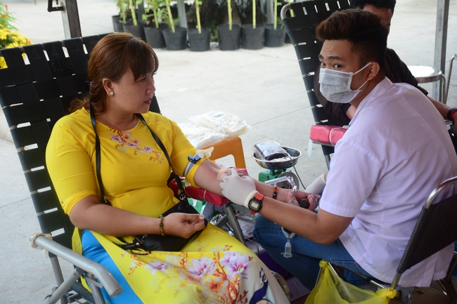 Humanitarian Blood Donation