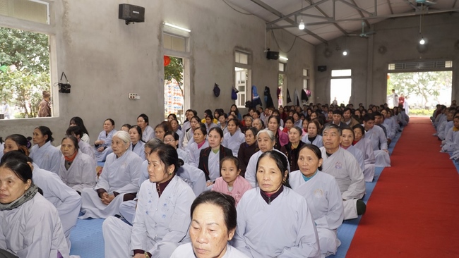 The Ceremony praying for peace  at Dong Cao Pagoda – Thanh Hoa.