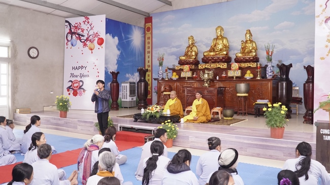 The Ceremony praying for peace  at Dong Cao Pagoda – Thanh Hoa.